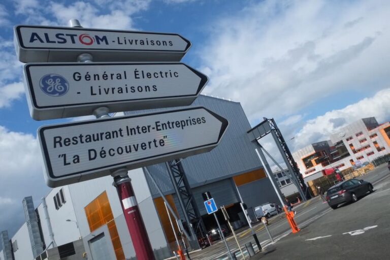 Lire la suite à propos de l’article Forum National 2021 : Le collectif Reconstruire formule 10 propositions pour rebâtir l’industrie française